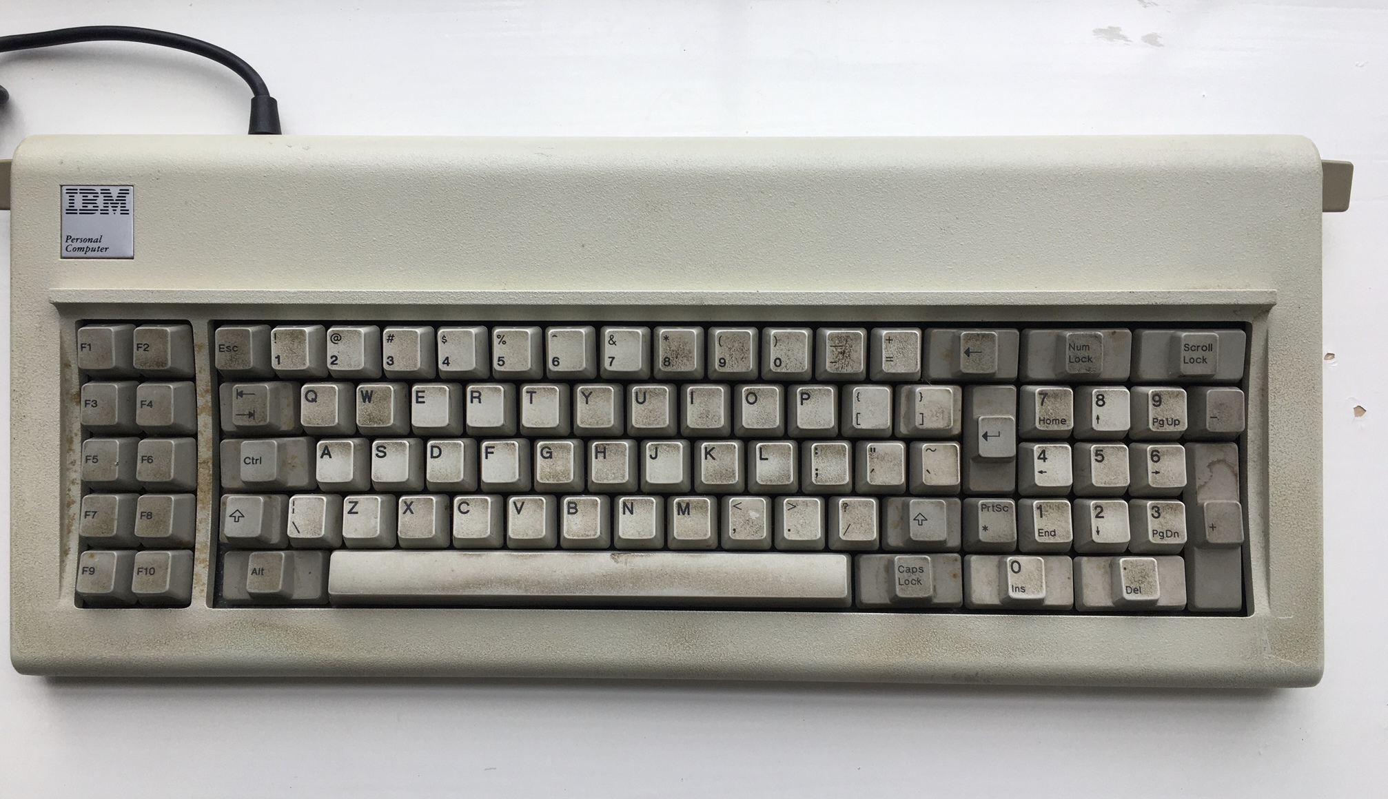 Restoring a 37 Year-Old IBM F Mechanical Keyboard